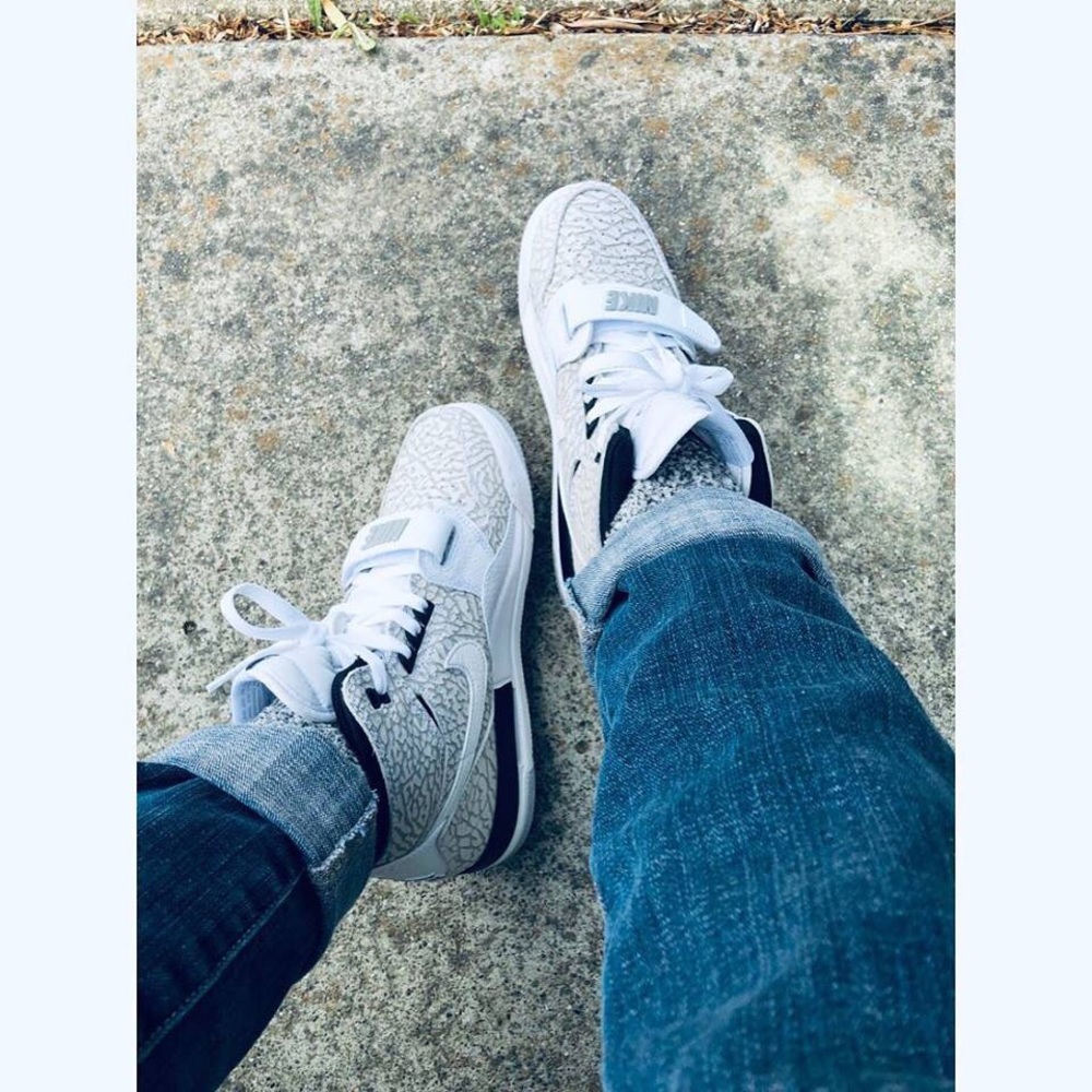 Jordan Air Legacy 312 *RARE* 🐘